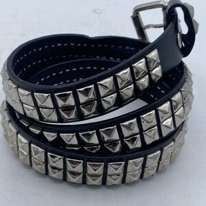 VTG Hot Topic Belt Unisex 46 Black Pyramid Studded Goth Rockabilly Grunge Y2K